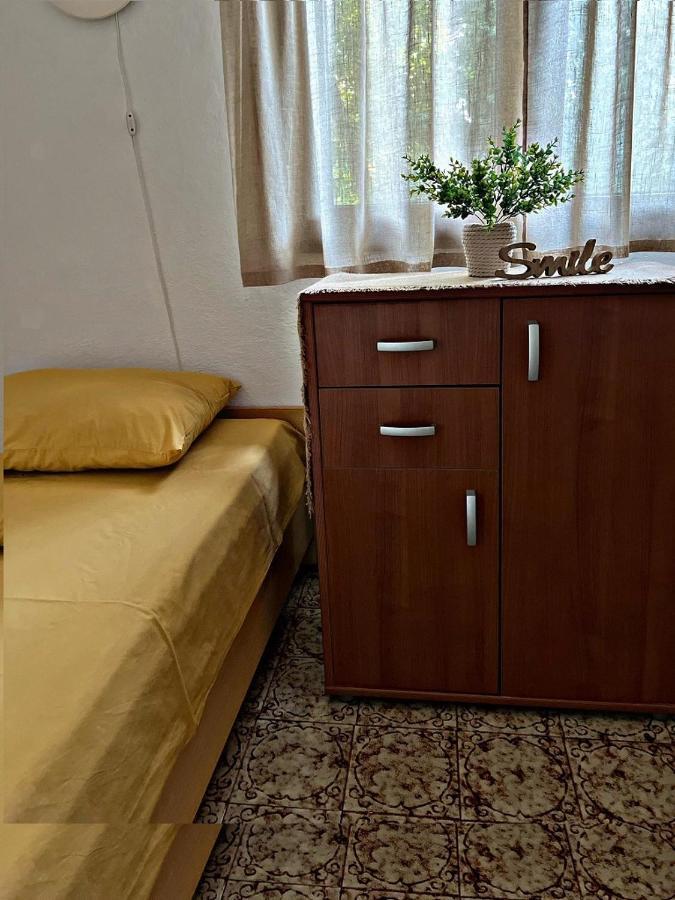 Apartment Villa Angelina, 70M From The Beach, Free Parking Novigrad Istria Eksteriør bilde